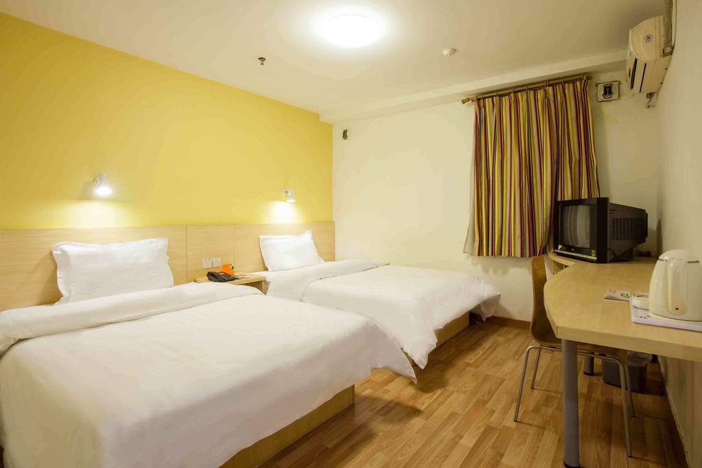 7Days Inn Guangzhou Gangding Longkou XI Road Canton Camera foto