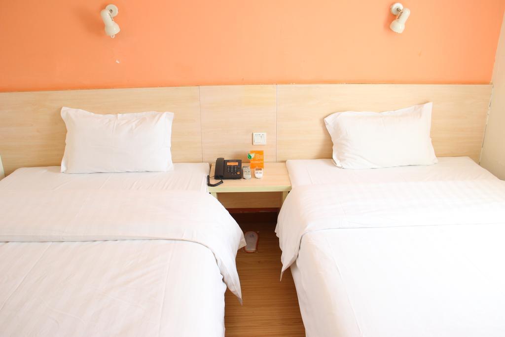 7Days Inn Guangzhou Gangding Longkou XI Road Canton Esterno foto