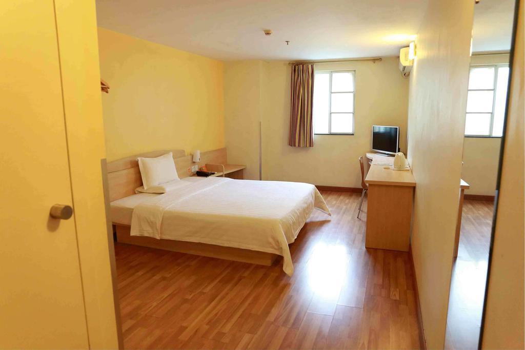 7Days Inn Guangzhou Gangding Longkou XI Road Canton Camera foto