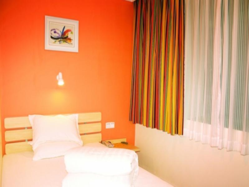 7Days Inn Guangzhou Gangding Longkou XI Road Canton Esterno foto